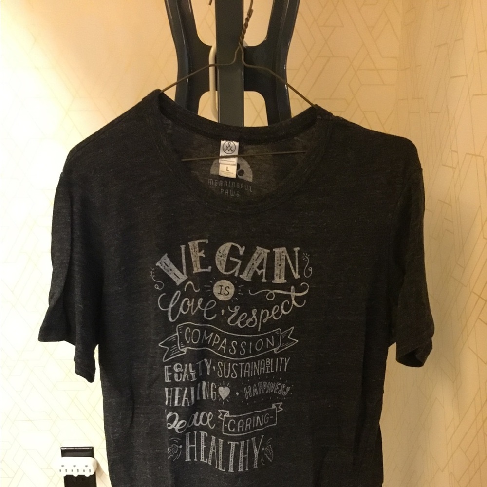 Alternative Apparel for Meaningful Paws. Size L.